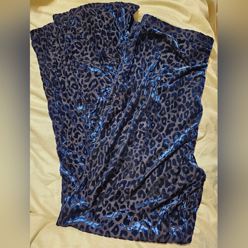 Fashion Brand Company Blue Leopard Print Pants Sz. 1X